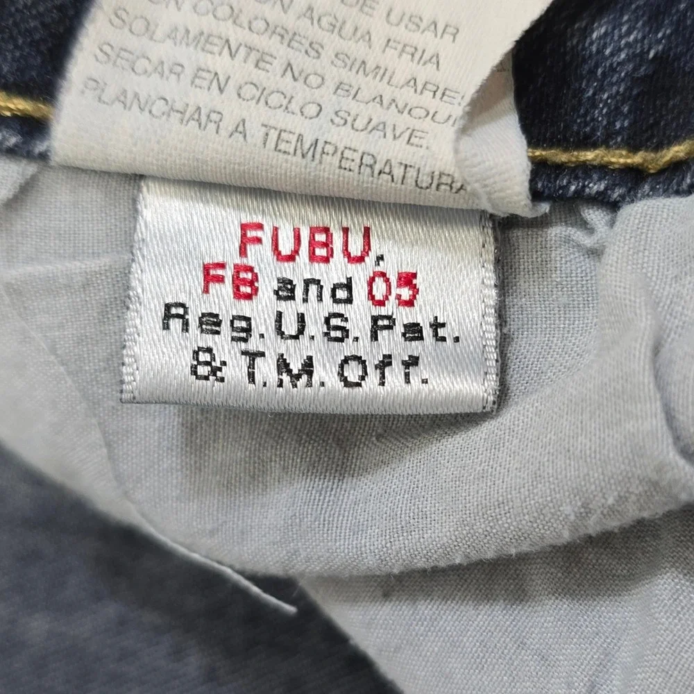 FUBU The Collection Women's Blue Denim Capris Size 13 14 Y2K Cropped Pants‎